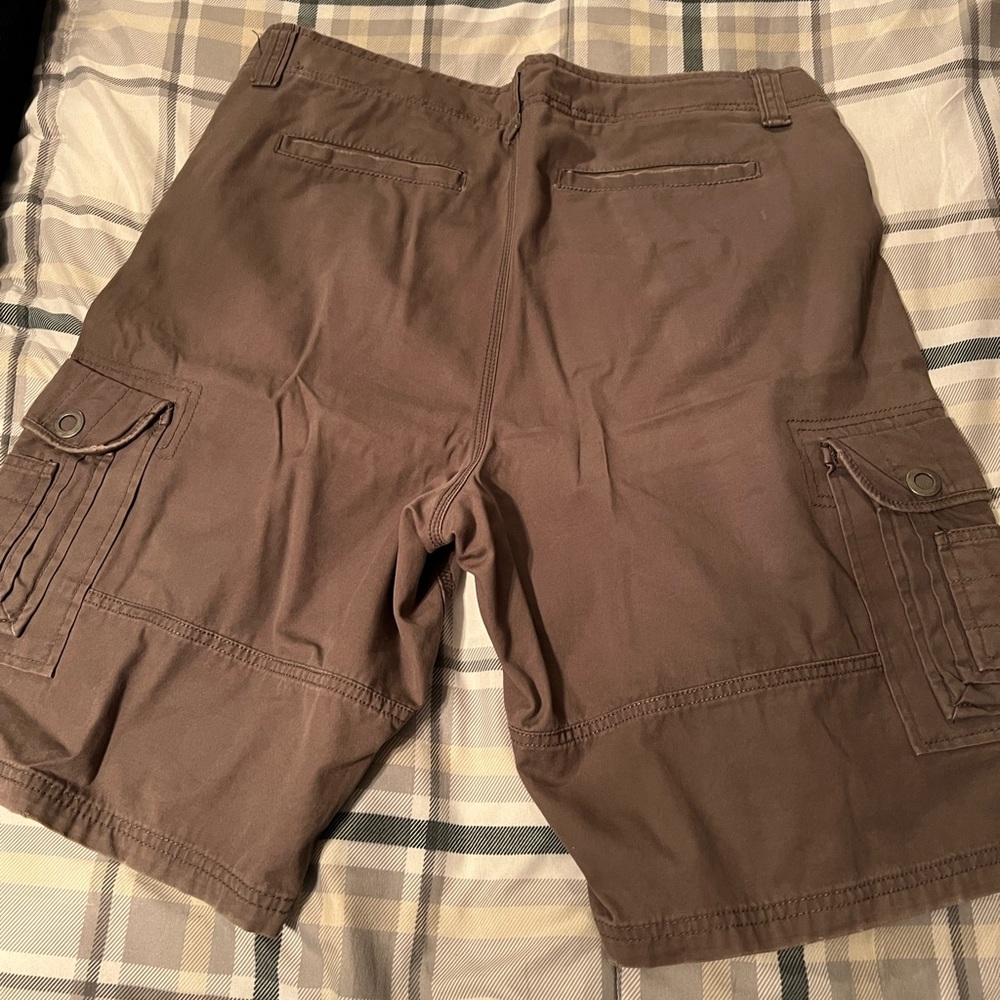 SHORTS - Picture 2 of 2